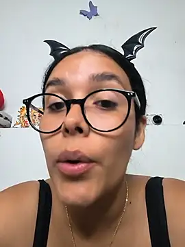 Annya-sweet webcam