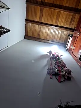 Katrina_Lush webcam