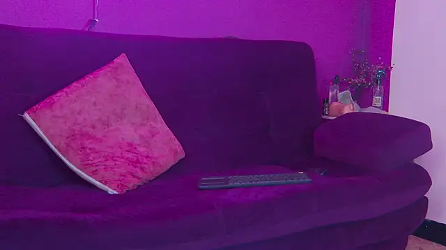 Daliana_Gounbolt live sex cam