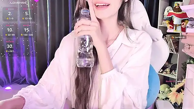 Your-Sunshinee live webcam show