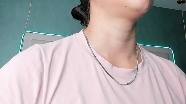 mia_gomez7 live webcam