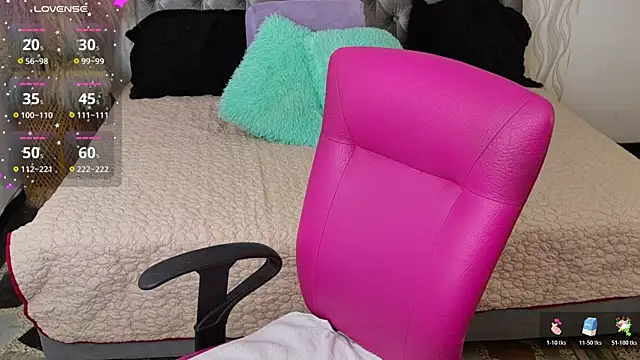 katt_eyes__ webcam