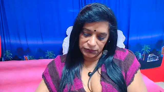 INDIANFUSION live cam on StripChat