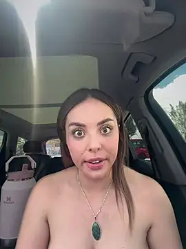 Alirawrz live webcam show