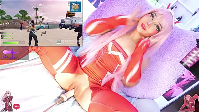 Kira-- webcam