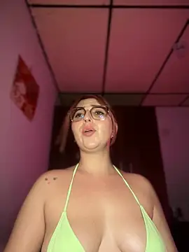 CoraVibes webcam