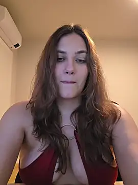 MiaRides19 live cam on StripChat