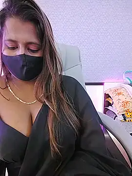 LoveLy-Soneya live webcam show