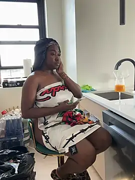 juicesowet live webcam show