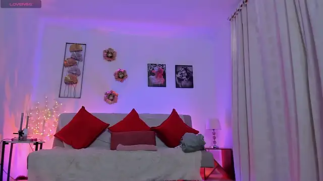 Naiely_Naides webcam