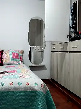 mia_mancinii webcam