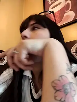 Emily-7 webcam