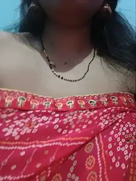 Sexyradha_