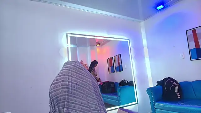 Madame_scarlett live cam on StripChat