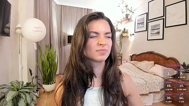 NicoleLuv live webcam show