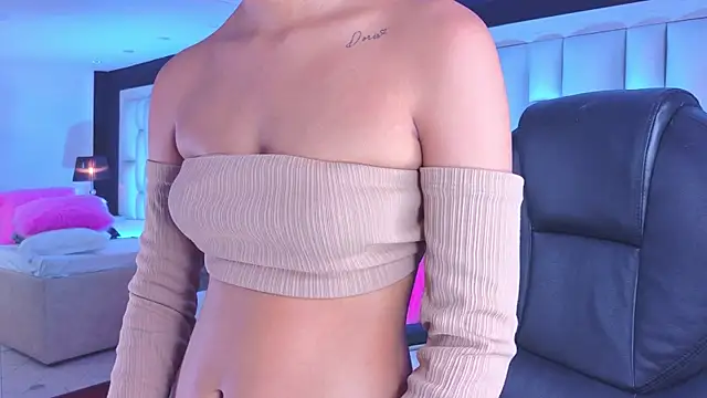 LuisaJonnes_ webcam