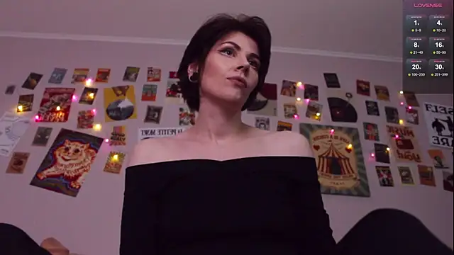 Luna_Blake webcam