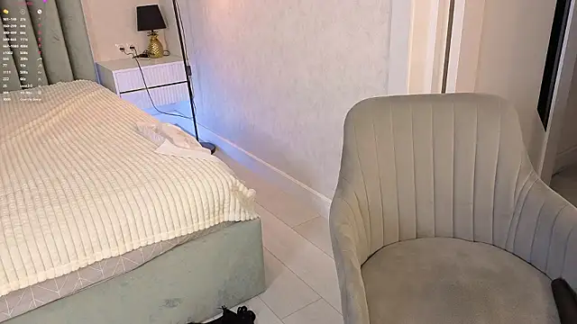 bonnyfloweer live webcam show