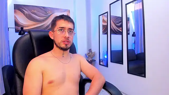 Tommas_Jhonson webcam