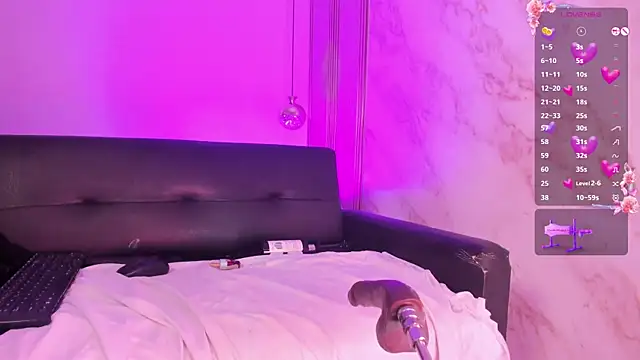 DestinyReece webcam