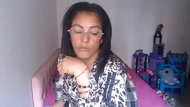 kateleyagrey webcam
