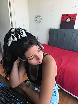 ivihetaira live webcam show