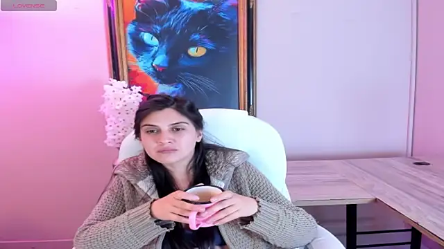 julianaaldanaa live cam on StripChat