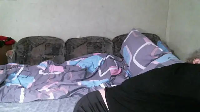 Lana555 live cam on StripChat