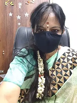 Tamil_white_beauty live cam on StripChat