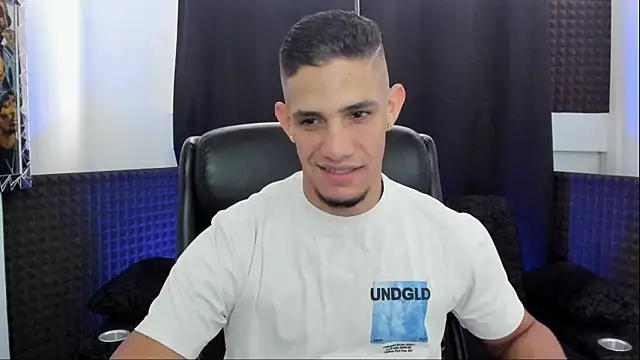 jhonnysnow17 webcam