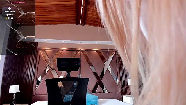 IsabellaaJoness webcam