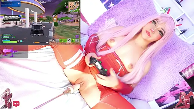 Kira-- webcam