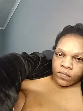 HappygalTheQueen webcam