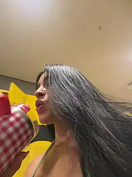 RoseOnYou webcam