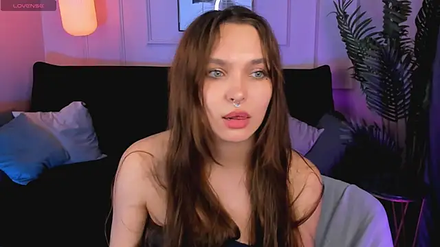 ChloeSunny webcam
