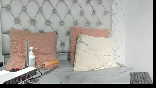 brenda_sofia69's room