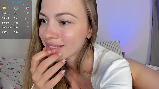 damn_cutie webcam