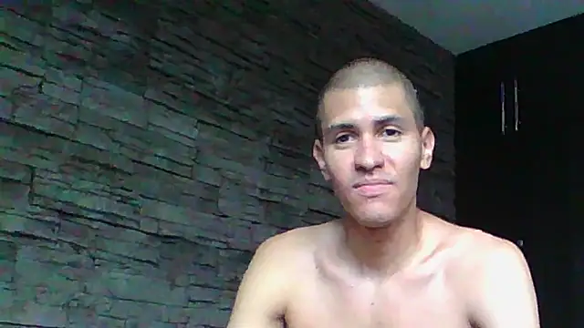 Sexylatin64 webcam