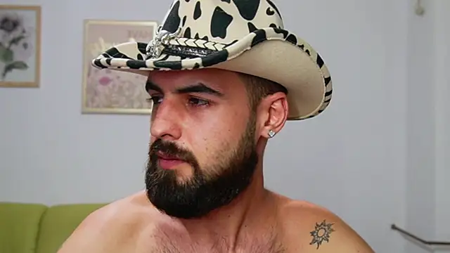 HairyRobxxx webcam