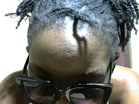 dark_desire30 live cam on StripChat