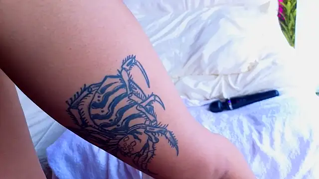 Jess_tattoo11 webcam