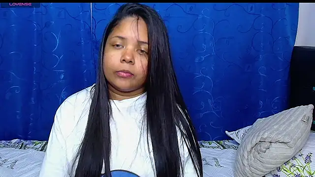 melika_sweet4 live cam on StripChat