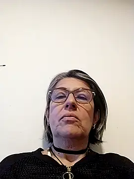 nocturnewhisper webcam