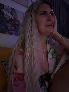 EvelynFrances live webcam show