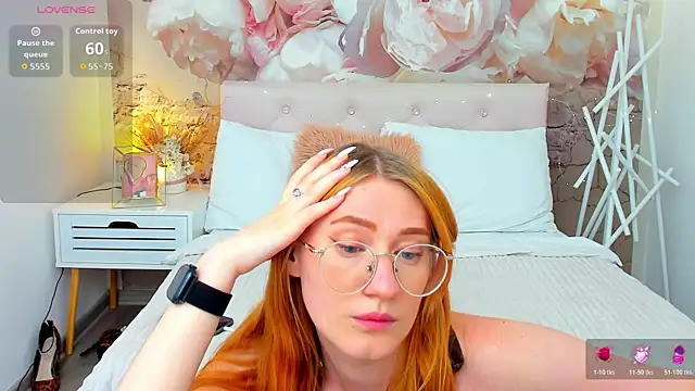 TinaHarp live webcam show