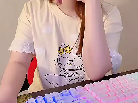hunhun122 live webcam show