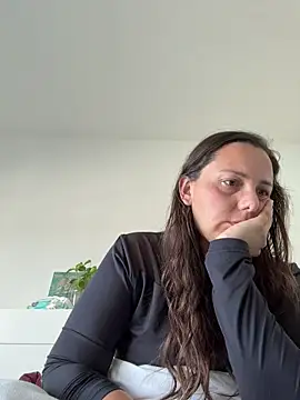 bellag825 live webcam show