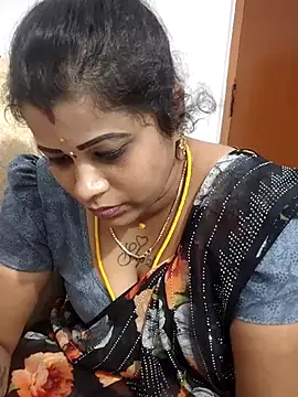 Jillukutty143 live webcam show
