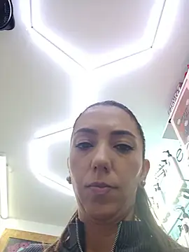 LunaZambrano live webcam show
