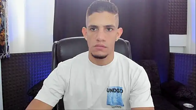 jhonnysnow17 webcam